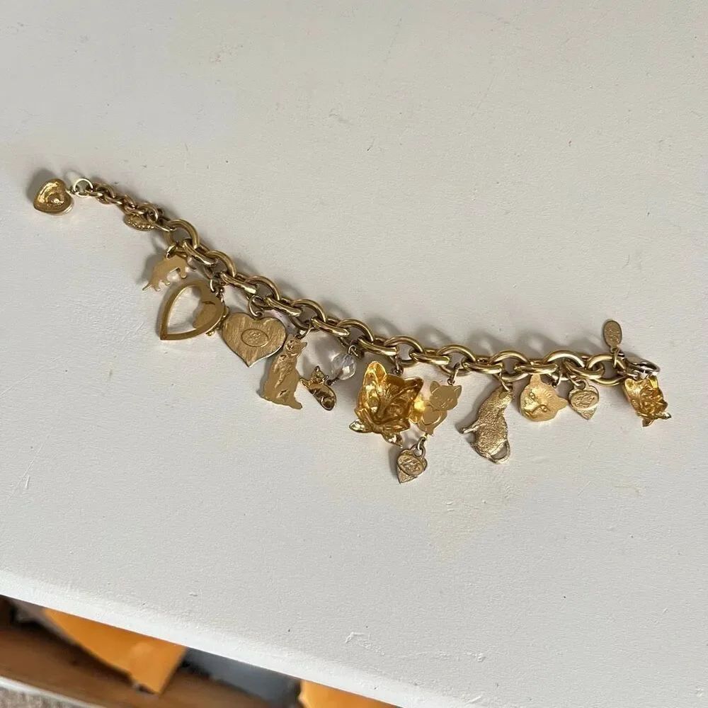 VTG Kirk’s Folly Gold Tone Cat Charm Bracelet Hearts Crystals 8” - Picture 4 of 14